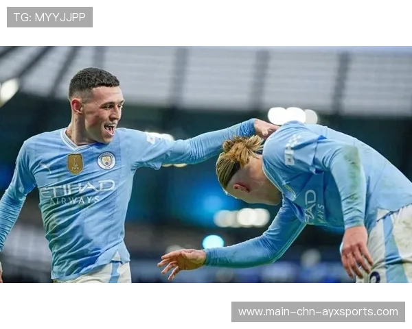 曼城压迫至禁区，德布劳内低平球助攻福登