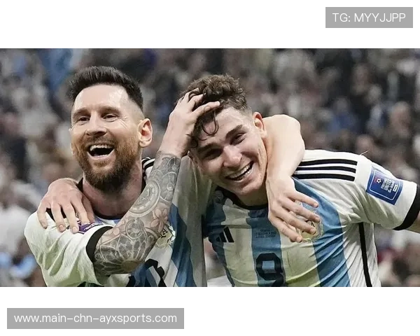 费耶诺德的“梅西式”柔控策略：缔造未来足球的新蓝图